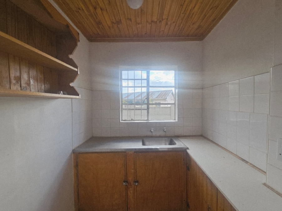 4 Bedroom Property for Sale in Ladybrand Free State